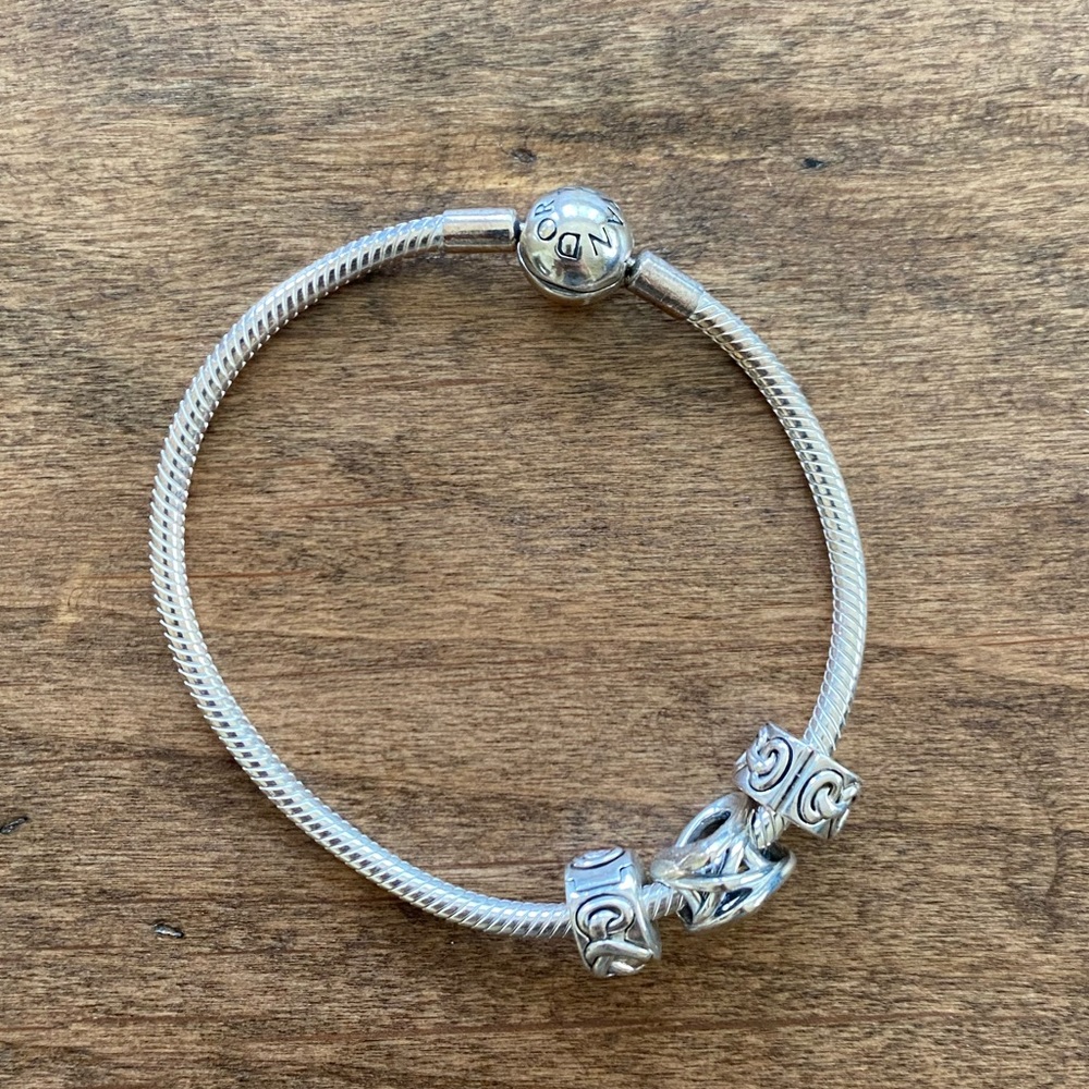 Pandora Snake Chain Bracelet with Clips & Charm